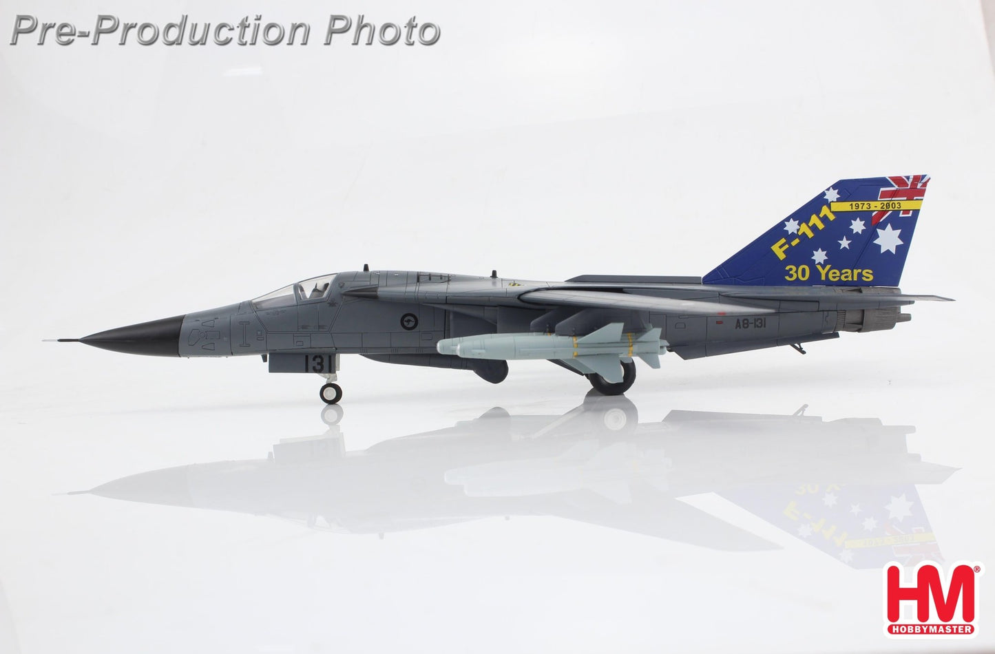 Hobby Master HA3033 1:72 F - 111C Pig A8 - 131, RAAF "1973 - 2003" (with 4 x AGM - 142)
