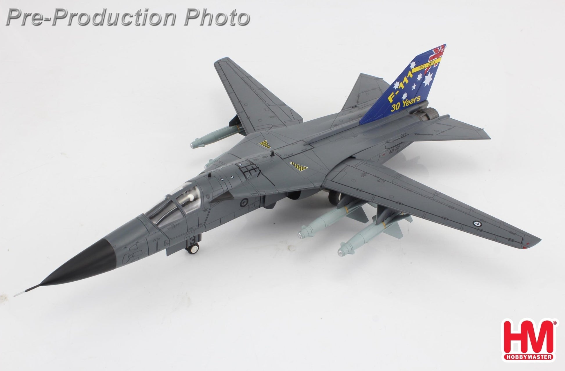 Hobby Master HA3033 1:72 F - 111C Pig A8 - 131, RAAF "1973 - 2003" (with 4 x AGM - 142)