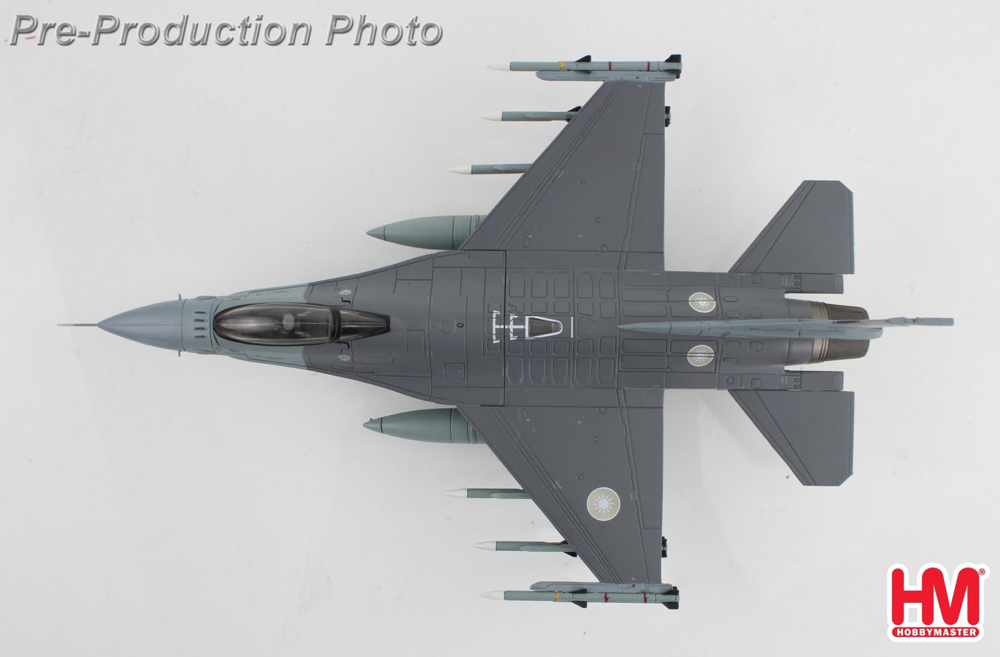 Hobby Master HA38056 1:72 F - 16V Fighting Falcon 6619, 21 TFG, ROCAF (w/6 x AIM - 120)