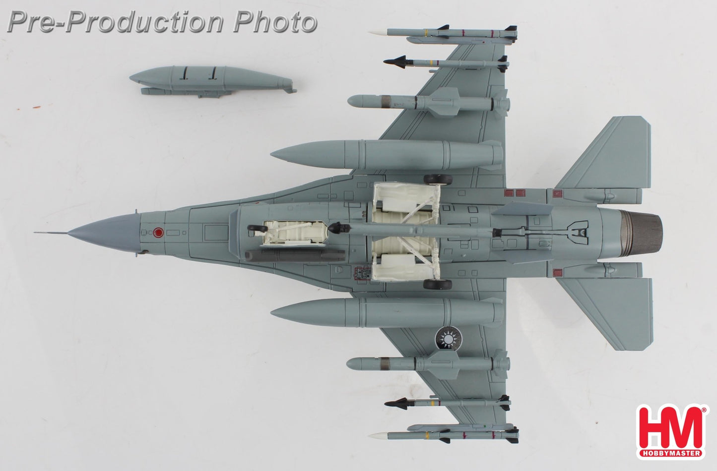 Hobby Master HA38058 1:72 F - 16V Fighting Falcon 6702, 23 TFG, ROCAF (w/2 x Harpoon Missile)