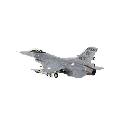 Hobby Master HA38059 1:72 F - 16A Fighting Falcon 6635, 22 TFG/455 TFW, ROCAF (w/10 x MK.20 cluster bombs)