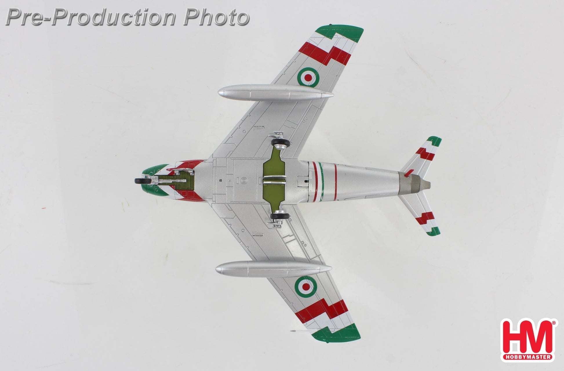 Hobby Master HA4329 1:72 F - 86F "Golden Crown Aerobatic Team" Major Nader Jahanbani, IIAF, 1961