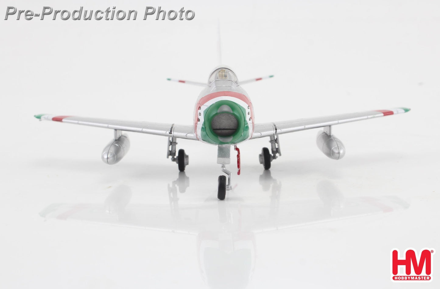 Hobby Master HA4329 1:72 F - 86F "Golden Crown Aerobatic Team" Major Nader Jahanbani, IIAF, 1961