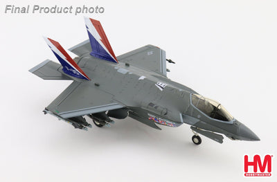 Hobby Master HA4448 1:72 F-35A "1000th Lightning II" 22-5696, 176th FS, Wisconsin ANG, August 2004 (w/ 2 x B61 nuclear bomb)