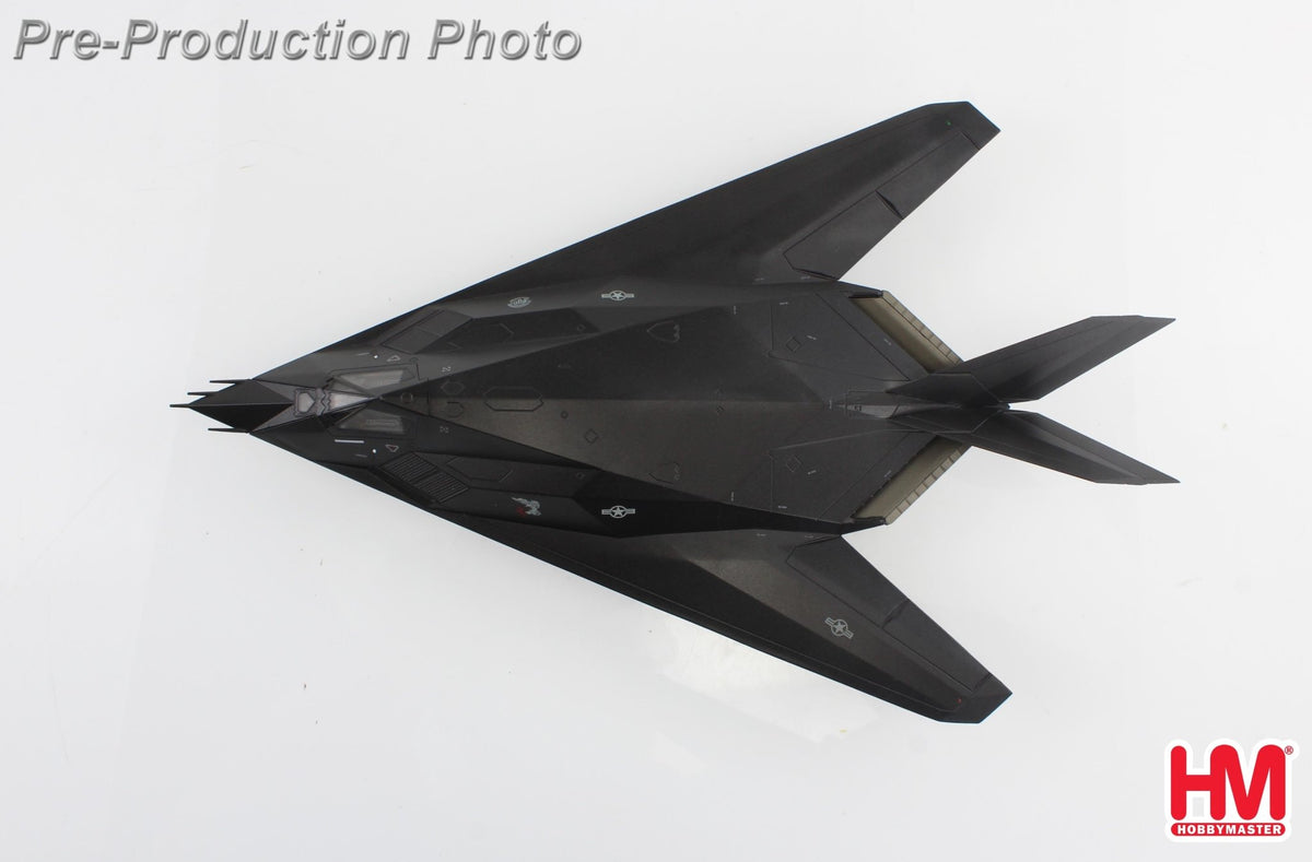 Hobby Master HA5812 F - 117A Nighthawk 88 - 0841, USAF, 2021 (w/2 x B57, 2 x B61 bomb, 2 x GBU - 31, 2 x GBU - 24)