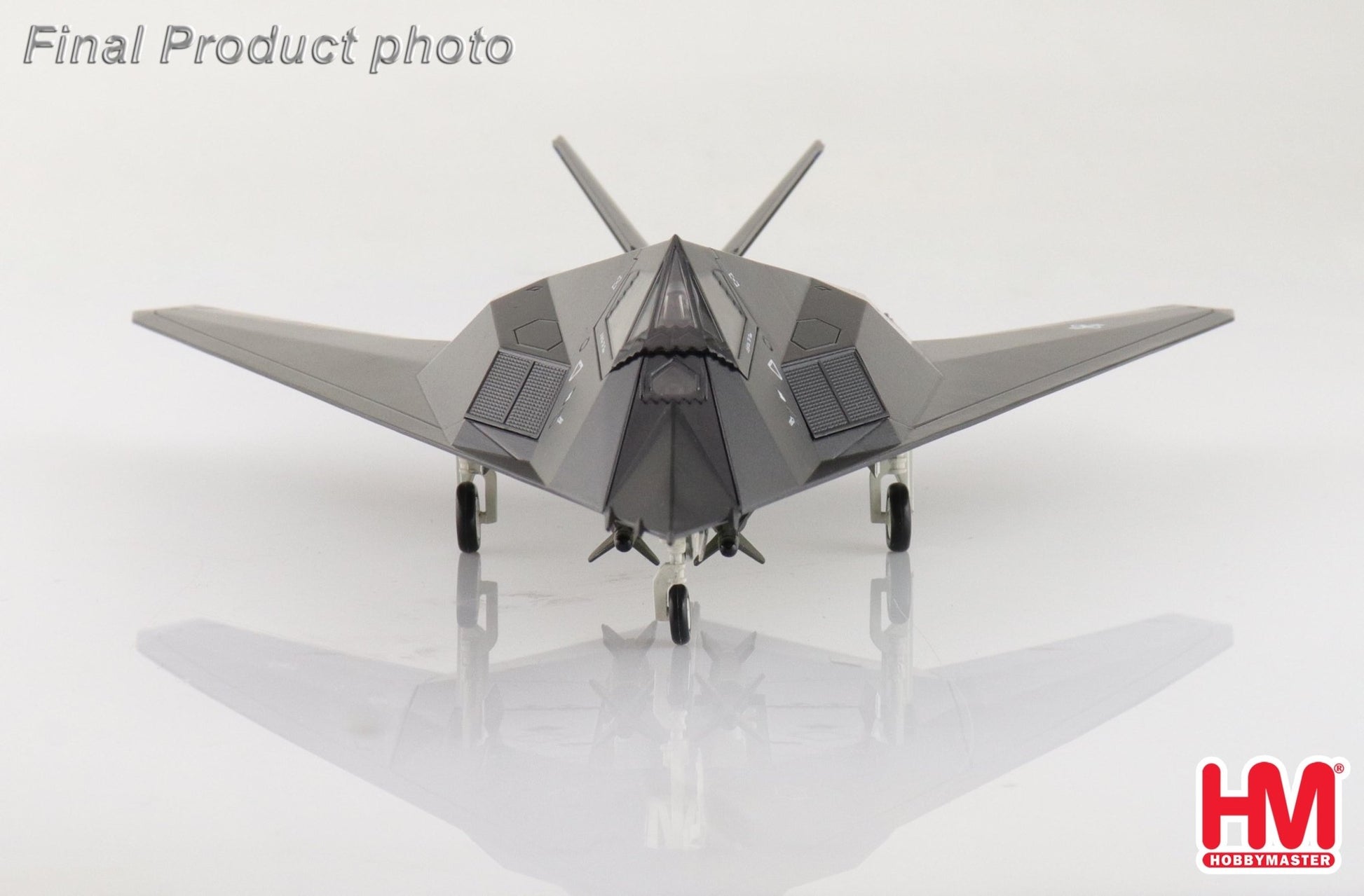 Hobby Master HA5813 1:72 F - 117A Nighthawk 84 - 0809, USAF, 2022 (w/extra 2 x B57 & B61 bombs)