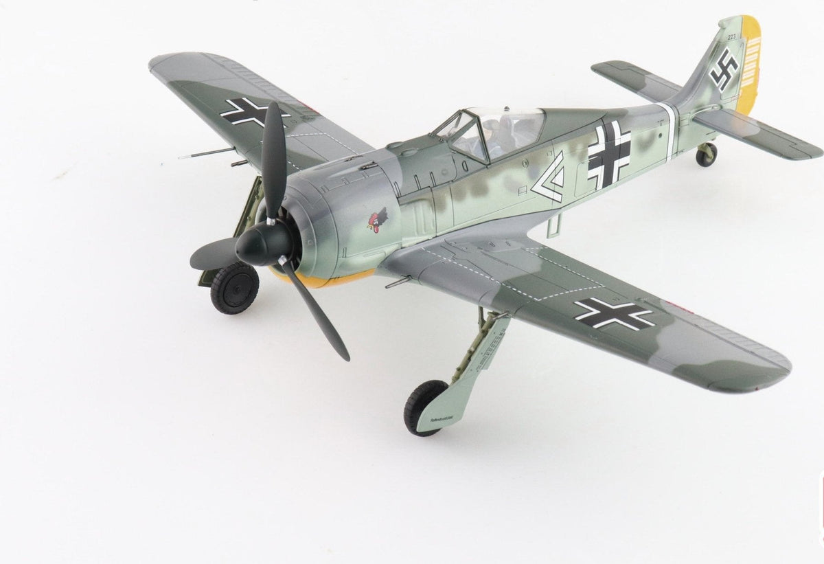 Hobby Master HA7430 1:48 FW 190A-3 III/JG.2 Commander, Hptm. Hans Hahn, WWII
