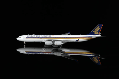 HX Models A530104 1:400 Singapore Airlines Airbus A340 - 500 9V - SGD