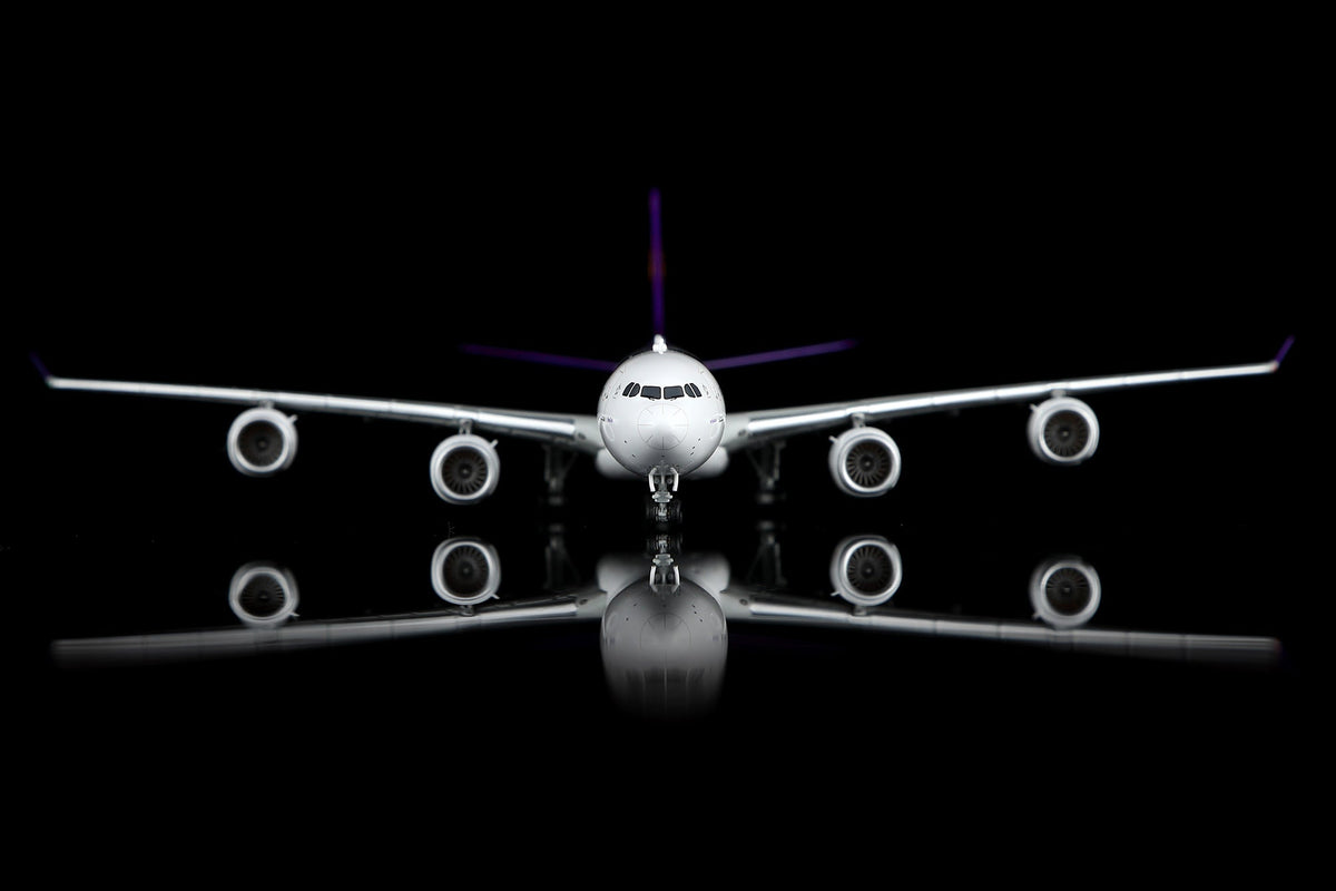 HX Models A530108 1:400 Thai Airways Airbus A340-500 HS-TLC
