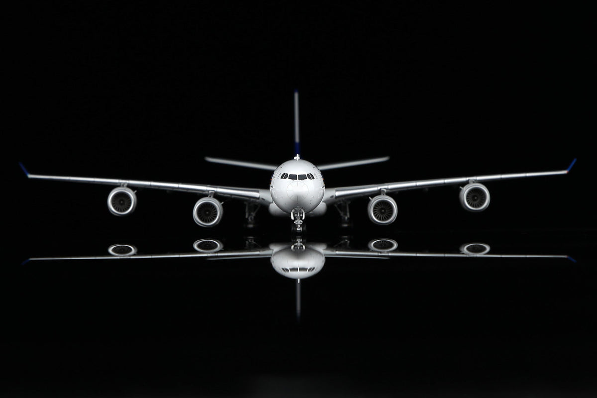 HX Models A530110F 1:400 Singapore A340-500 "LEADERSHIP" 9V-SGA "Flaps Down"