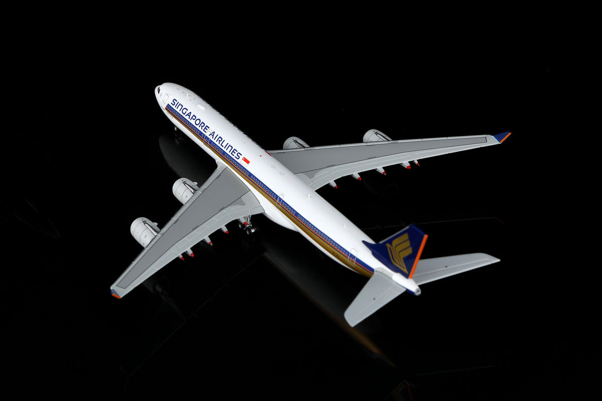 HX Models A530110F 1:400 Singapore A340-500 "LEADERSHIP" 9V-SGA "Flaps Down"