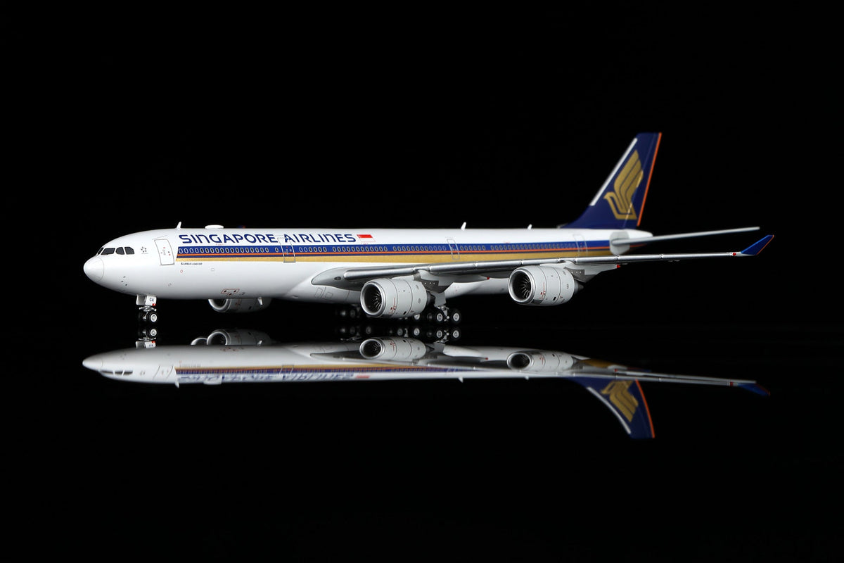 HX Models A530110F 1:400 Singapore A340-500 "LEADERSHIP" 9V-SGA "Flaps Down"
