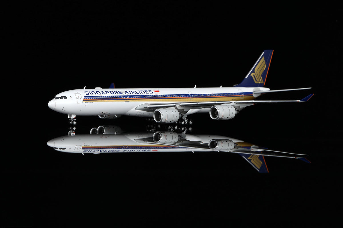 HX Models A530111F 1:400 Singapore A340-500 "LEADERSHIP" 9V-SGB "Flaps Down"