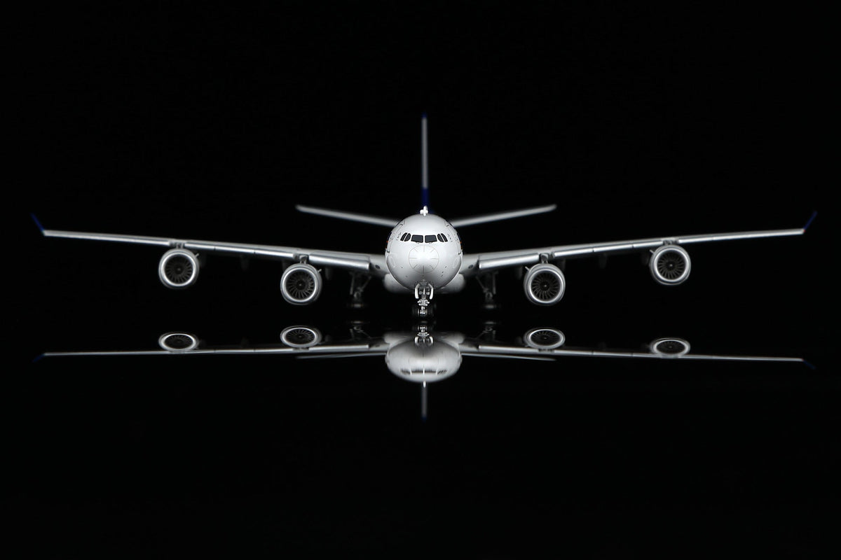 HX Models A530118 1:400 Singapore A340-500 9V-SGE