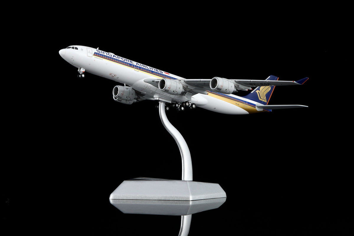 HX Models A530118 1:400 Singapore A340-500 9V-SGE