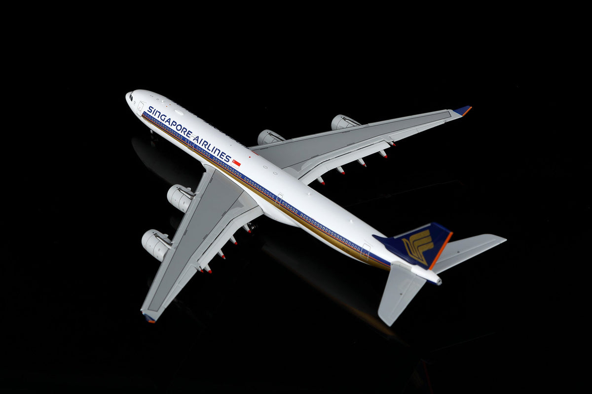 HX Models A530118F 1:400 Singapore A340-500 9V-SGE "Flaps Down"