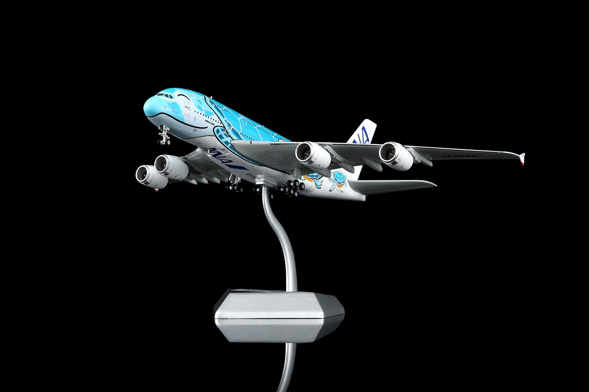 HX Models A582302 1:400 ANA A380 JA382A Flying Honu Green Turtle