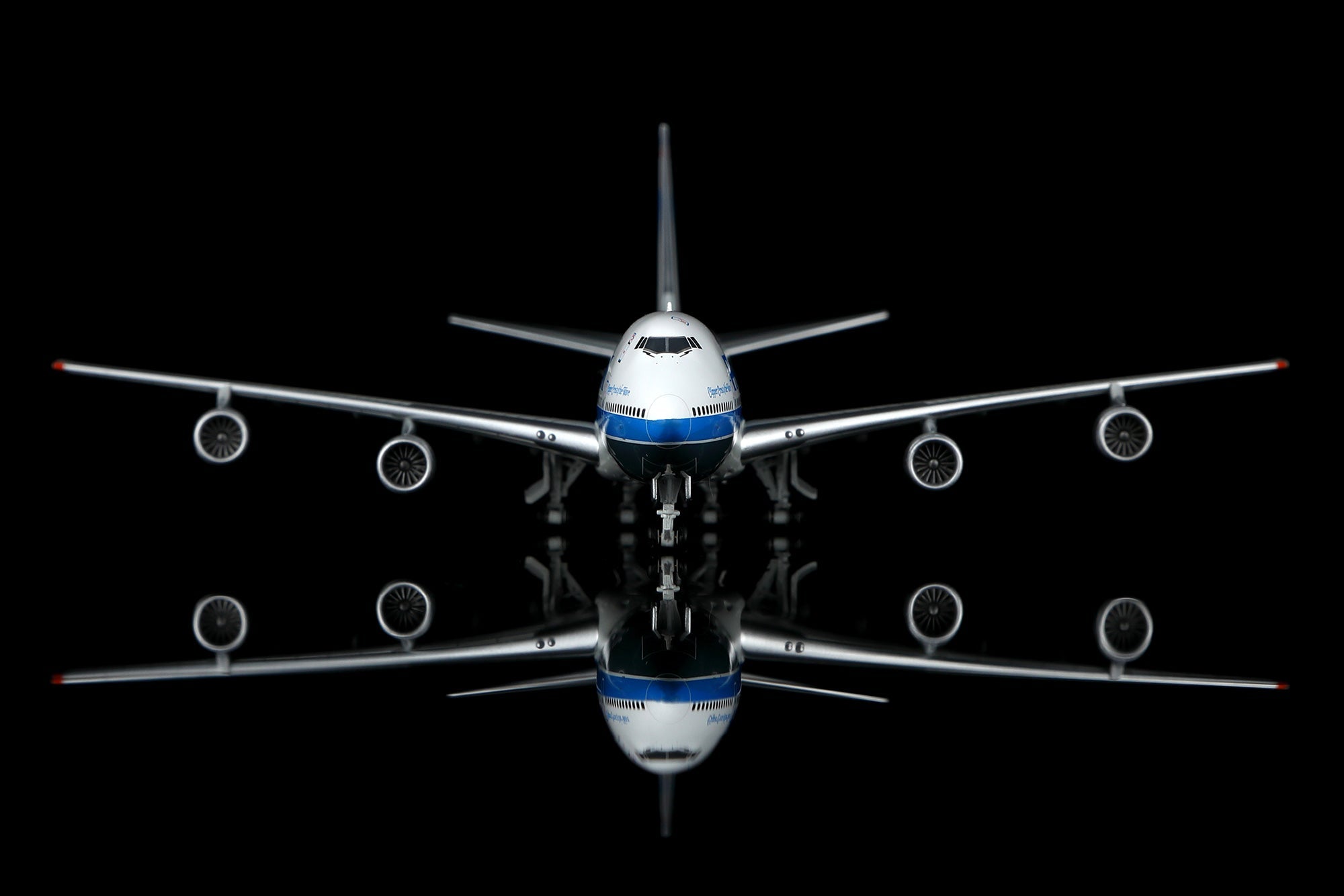 HX Models B551409P 1:400 Pan Am 747-100 Clipper Crest of the Wave