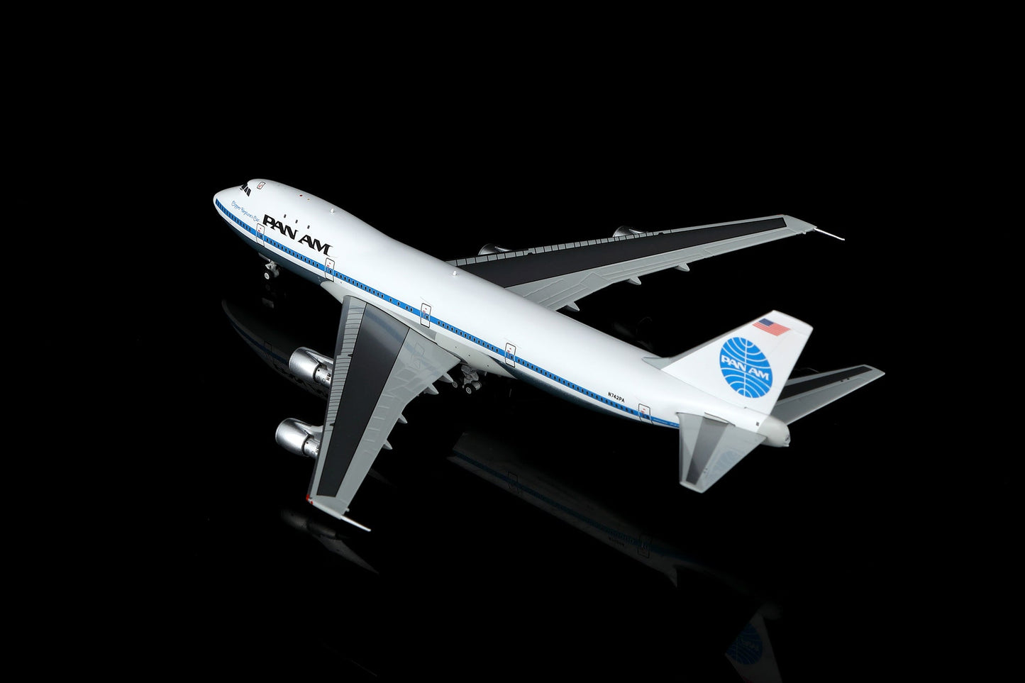 HX Models B551411PF 1:400 Pan Am B747-100 N742PA "Clipper Neptune's Car" "Flaps Down"