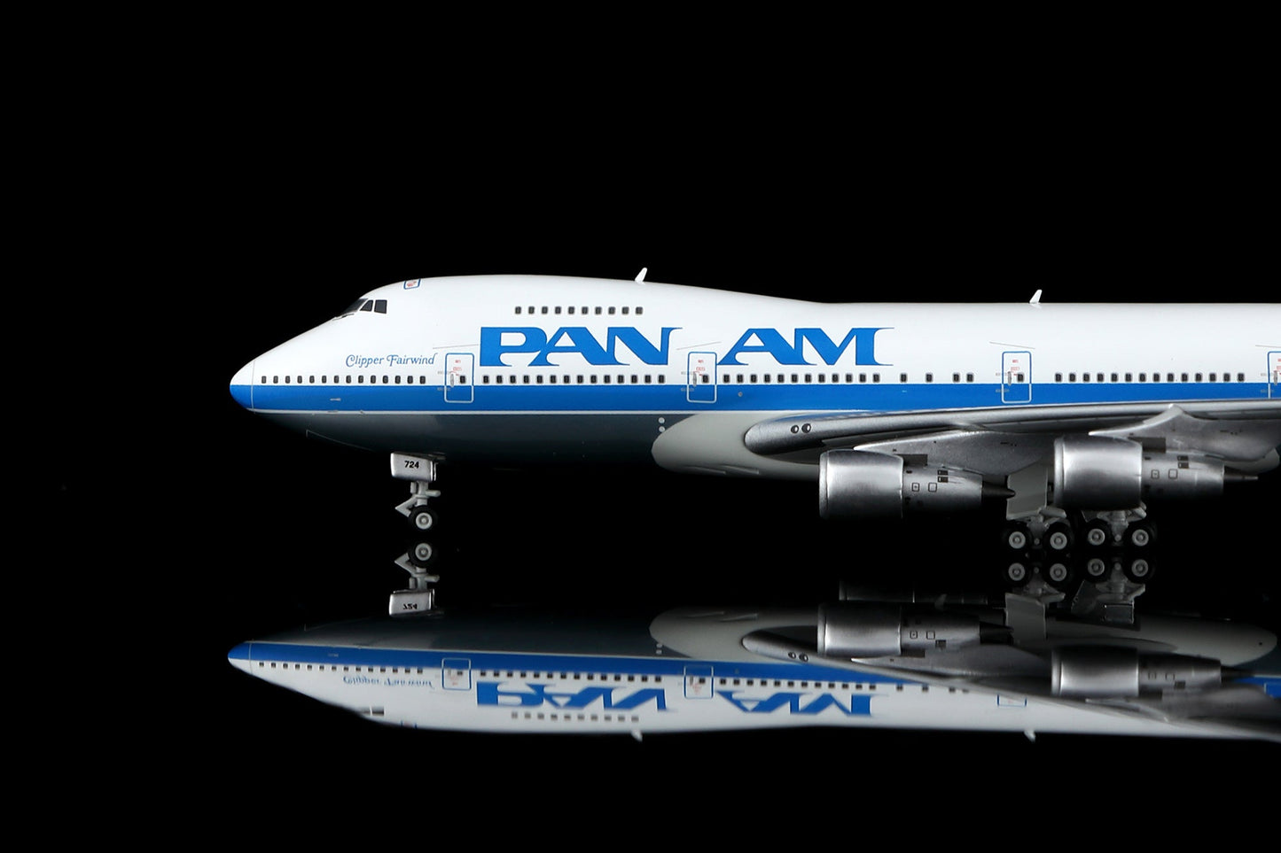 HX Models B598202P 1:400 Pan Am B747-200 N724PA "Clipper Fairwind"