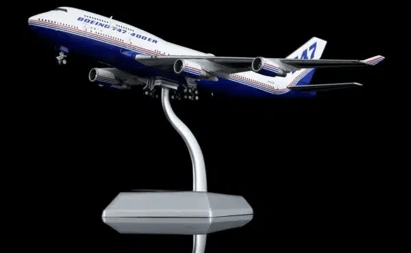 HX Models B611601 1:400 Boeing 747 - 400 Boeing Company N747ER