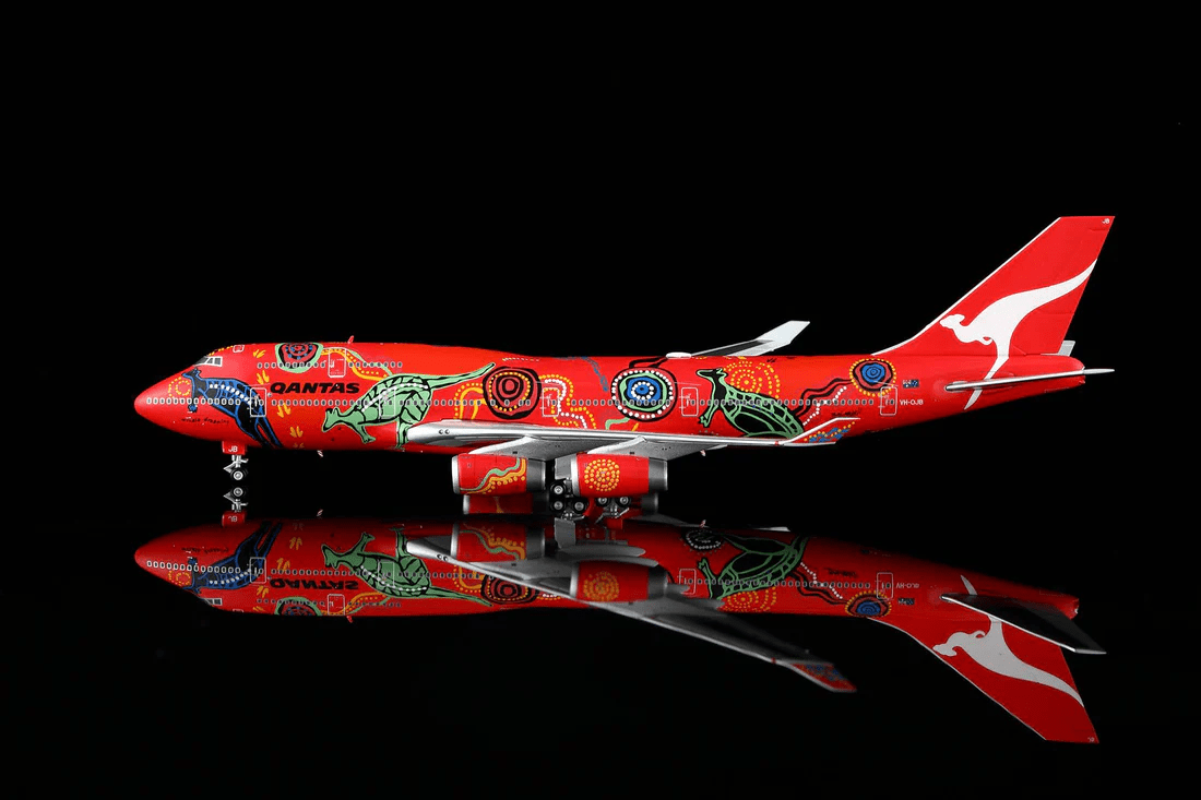 HX Models B616502 1:400 Qantas B747 - 400 "Wunala Dreaming" VH - OJB