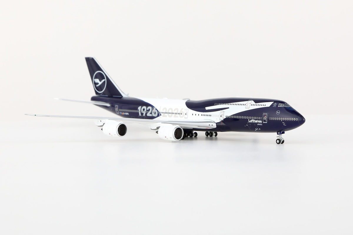 HX Models B631102F 1:400 Lufthansa B747-8 D-ABYN “100th”Anniversary "Flaps Down"