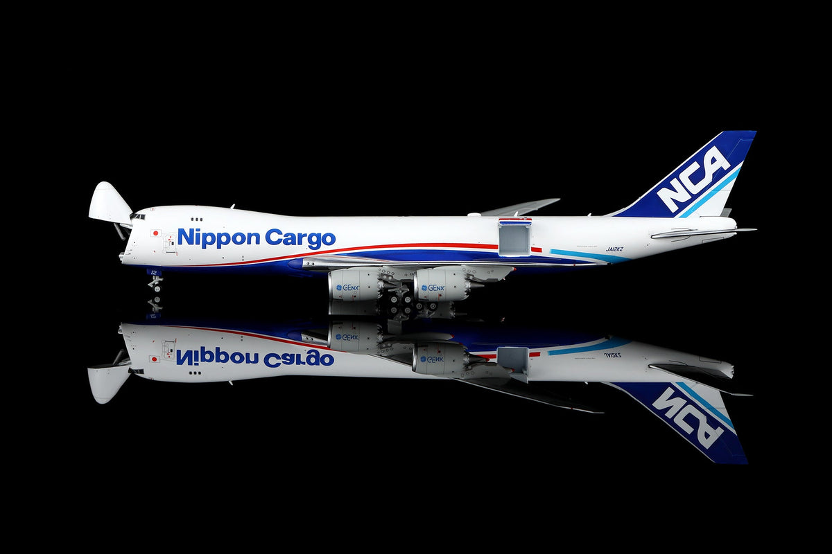 HX Models B632101C 1:400 Nippon Cargo Airlines B747-8F JA12KZ "Interactive Series"
