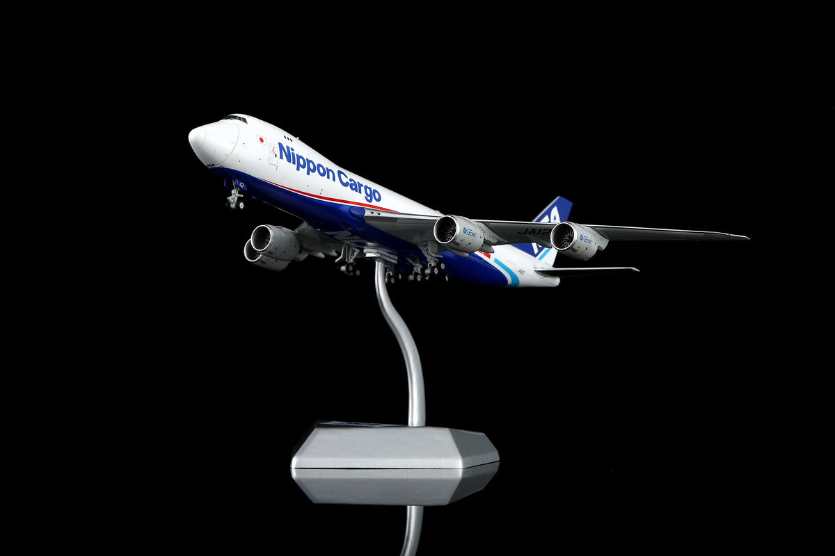 HX Models B632101C 1:400 Nippon Cargo Airlines B747-8F JA12KZ "Interactive Series"