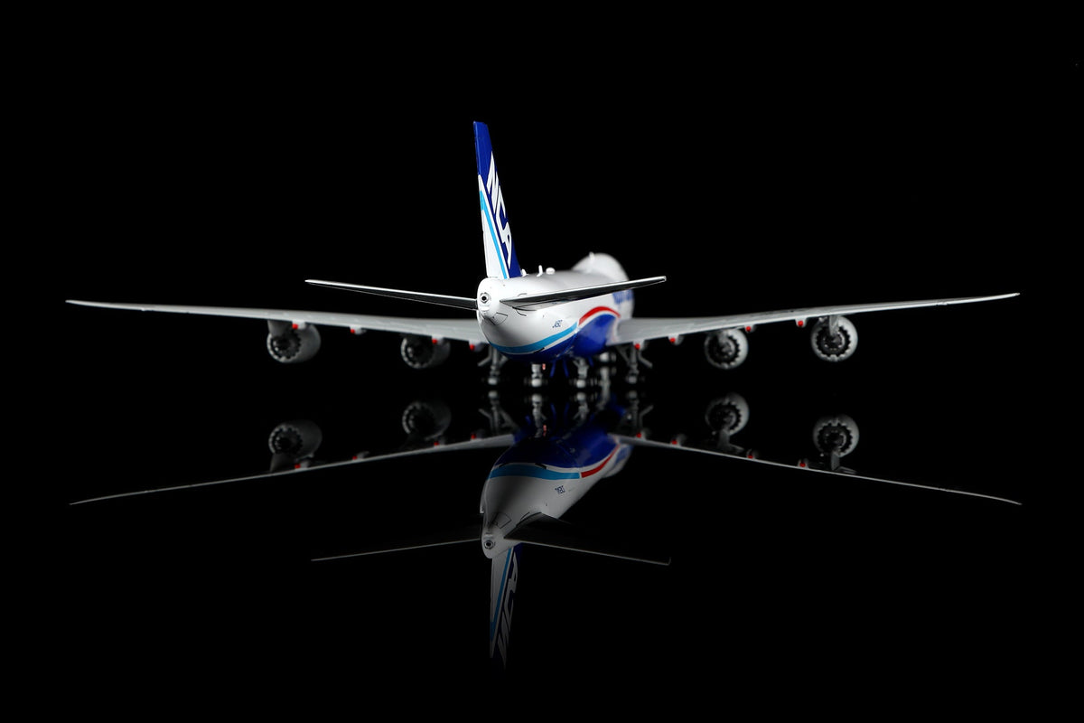HX Models B632102C 1:400 Nippon Cargo Airlines B747-8F JA15KZ "Interactive Series"