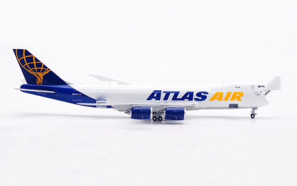 HX Models B632204C 1:400 Atlas Air Boeing B747 - 8F N862GT Interactive Version