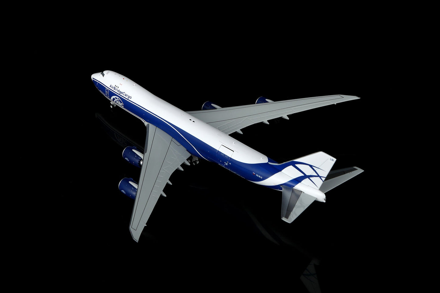 HX Models B632601F 1:400 Air Bridge Cargo B747-8F VQ-BLQ "Flaps Down"