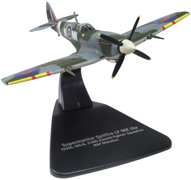 Oxford AC123 1:72 Supermarine Spitfire Mk.IXe - No. 310 (CzechoslovSquadron, RAF Manston, 1945 (National Technical Museum, Prague)