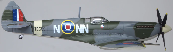 Oxford AC123 1:72 Supermarine Spitfire Mk.IXe - No. 310 (CzechoslovSquadron, RAF Manston, 1945 (National Technical Museum, Prague)