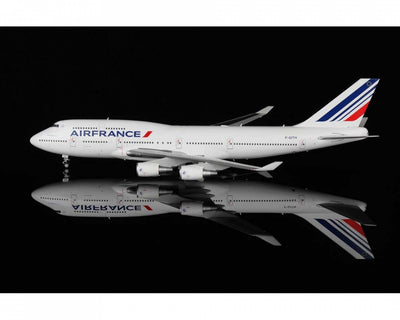 Pre-Order SQ Wings L2070 1:200 Air France Boeing 747-400 F-GITH