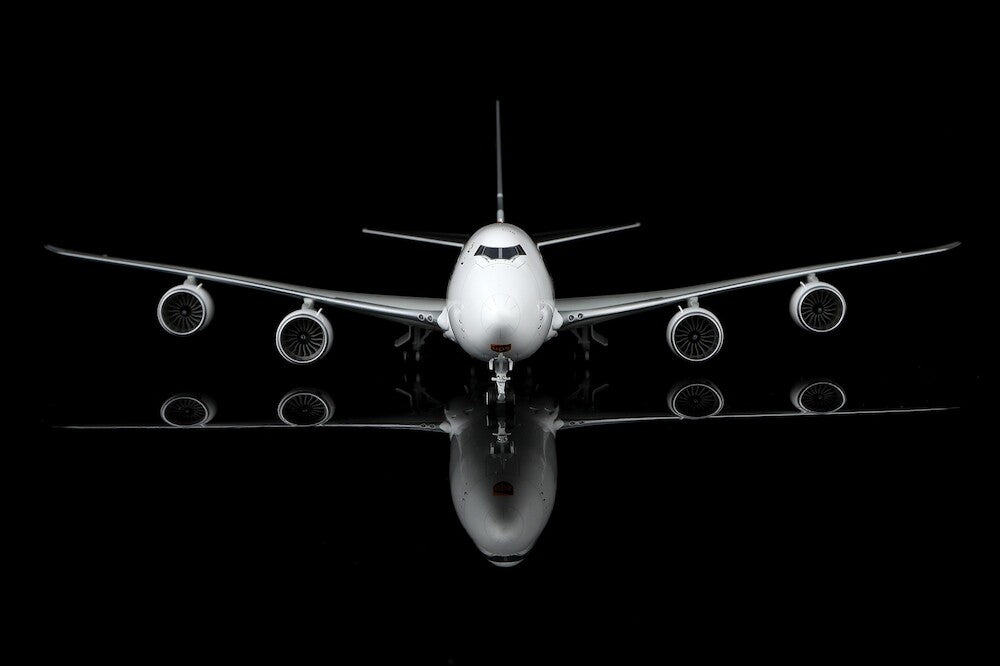 Pre-Order SQ Wings L2187 1:200 UPS B747-8F N605UP