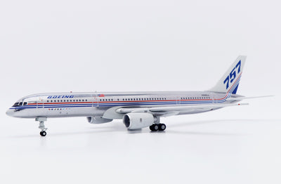 JC Wings LH2290 1:200 Boeing House Color 757-200 "Polished" Reg: N505EA