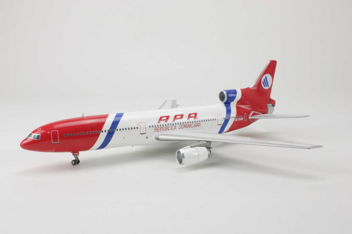 *InFlight IF0110411B 1:200 APA Dominican Republic L - 1011 Tristar OB1545