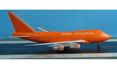 Inflight IF747SP004 1:200 Braniff International Boeing 747SP
