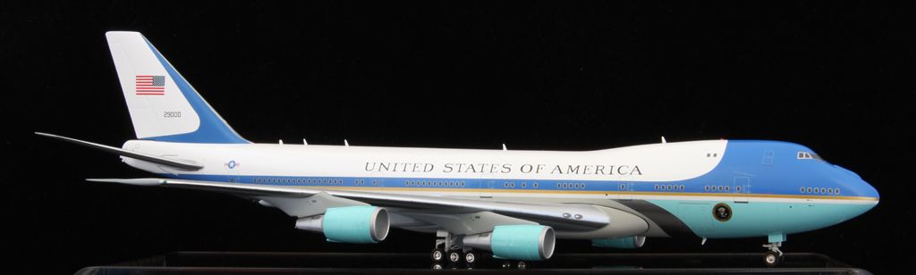 Inflight IFUSAF02P 1:200 Boeing 747 - 200 VC - 25A Air Force One 29000