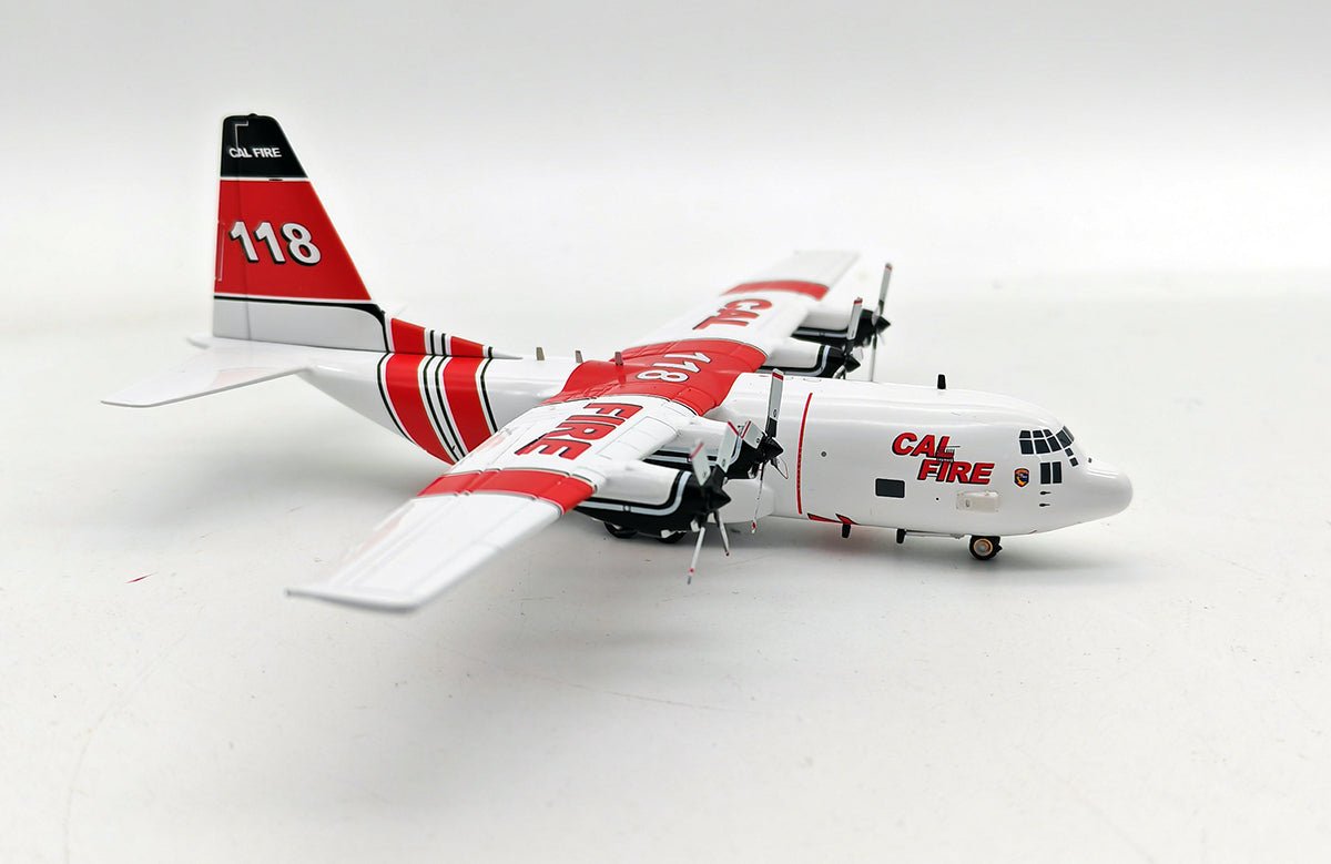 *InFlight200 IF130CALF118 Cal Fire Lockheed HC - 130H Hercules (L - 382) N118Z