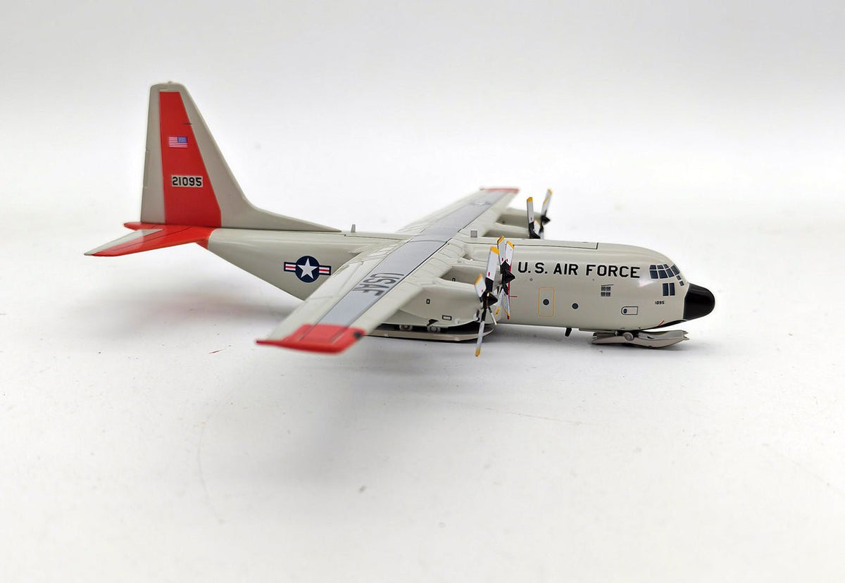 InFlight200 IF130USAF095 1:200 USAF LC - 130H Hercules (L - 382) 92 - 1095 "A to Z" Exclusive Signature Edition of 130pcs