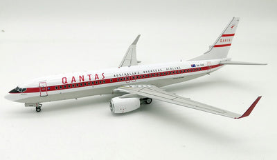 InFlight200 IF738QFA0119 Qantas Retro 737 - 800 VH - VXQ