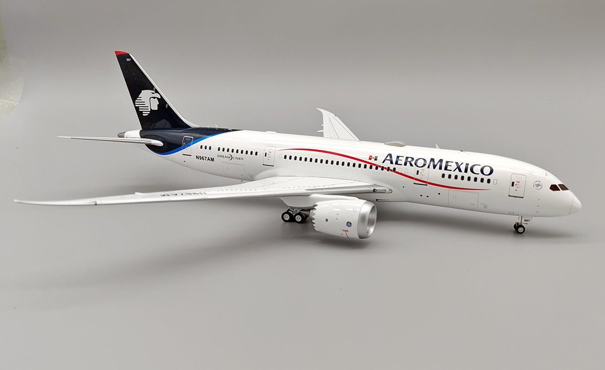 InFlight200 IF788AM1024R AeroMexico 787 - 8 Dreamliner N967AM