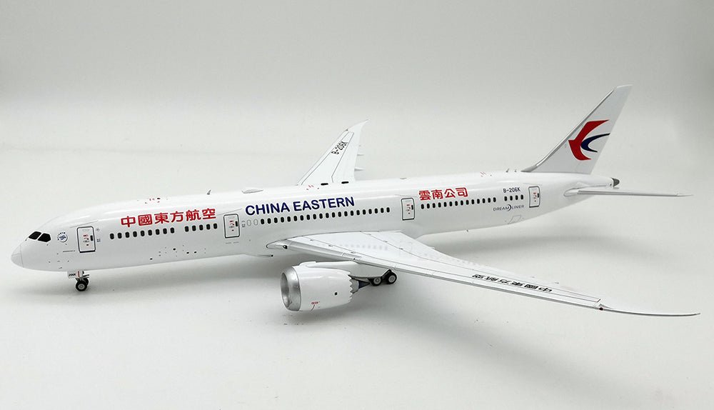 InFlight200 IF789MU001 1:200 China Eastern Boeing 787 - 9 Dreamliner B - 206K