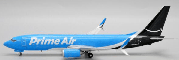 JC Wings EW2738007A 1:200 Amazon Prime Air Boeing 737 - 800(BCF) Reg: N7933A Flaps Down
