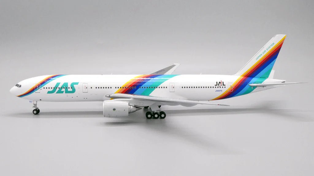 JC Wings EW2772004 1:200 Japan AS Boeing 777 - 200