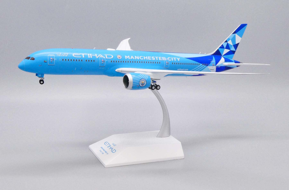JC Wings EW2789008 1:200 Etihad Boeing 787 - 9 A6 - BND "Manchester City" special color scheme