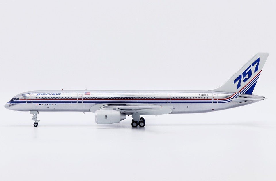 JC Wings LH2290 1:200 Boeing House Color 757 - 200 "Polished" Reg: N505EA