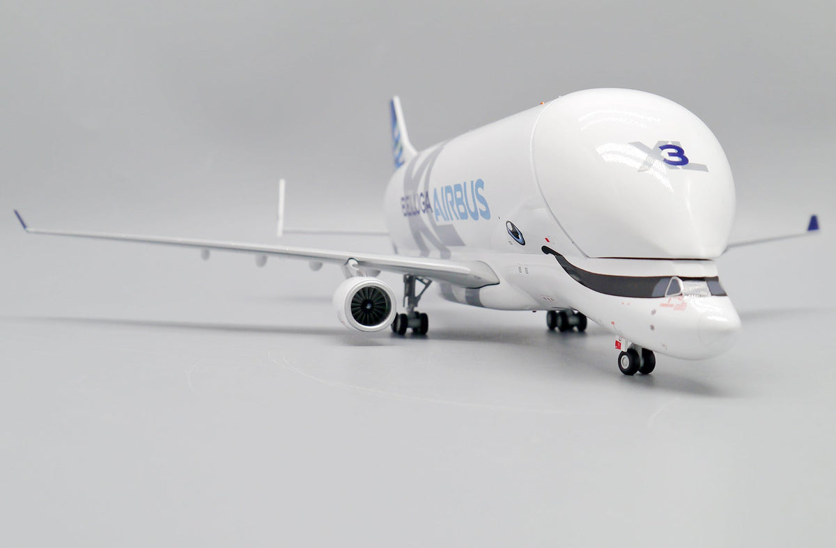 JC Wings LH2334C 1:200 Airbus Transport International Airbus A330 - 700L "Beluga XL #3" Reg: F - GXLI "Interactive Series"